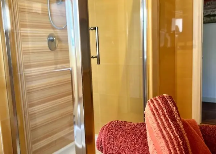 E&l 150sqm 3br Metro 30m Park