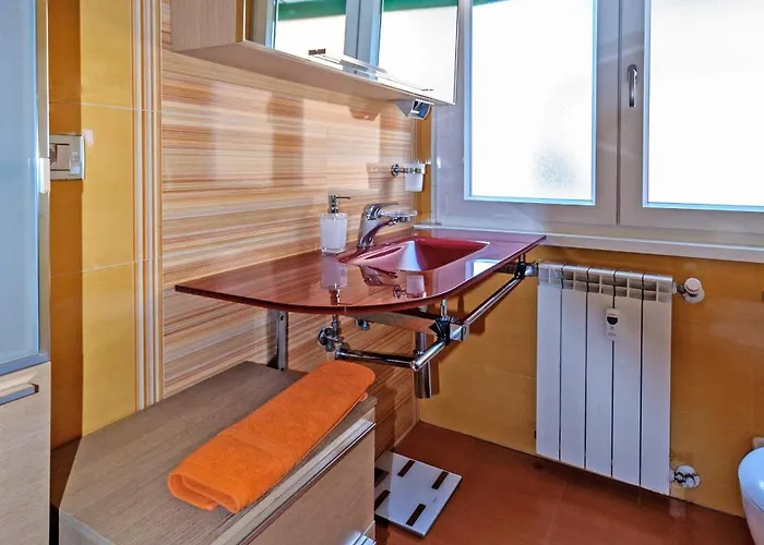 Appartement E&l 150sqm 3br Metro 30m Park